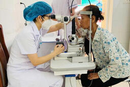 Các Trung tâm Y tế Tứ Kỳ, Ninh Giang vượt chỉ tiêu khám sức khỏe định kỳ cho người cao tuổi.