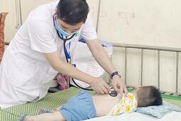 Bệnh tay chân miệng tăng mạnh trong 9 tháng, nhiều bệnh truyền nhiễm giảm